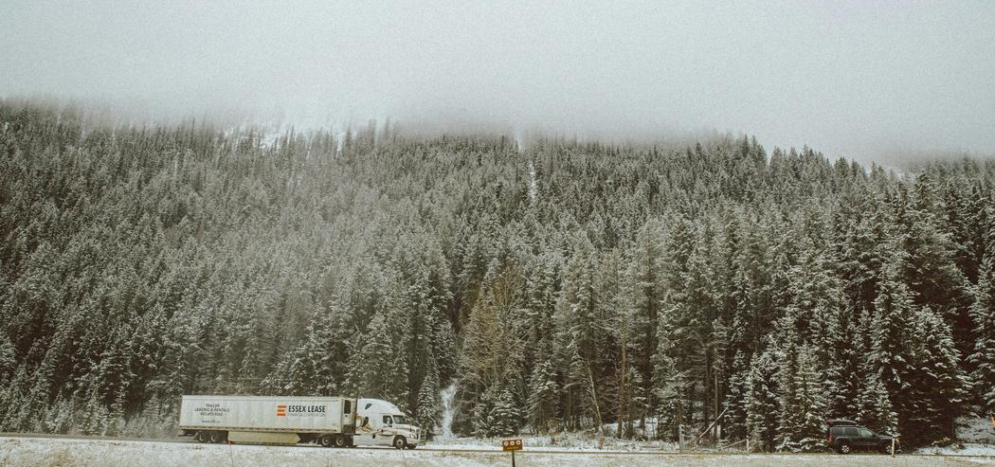 Choosing the right insurance for your trucking business