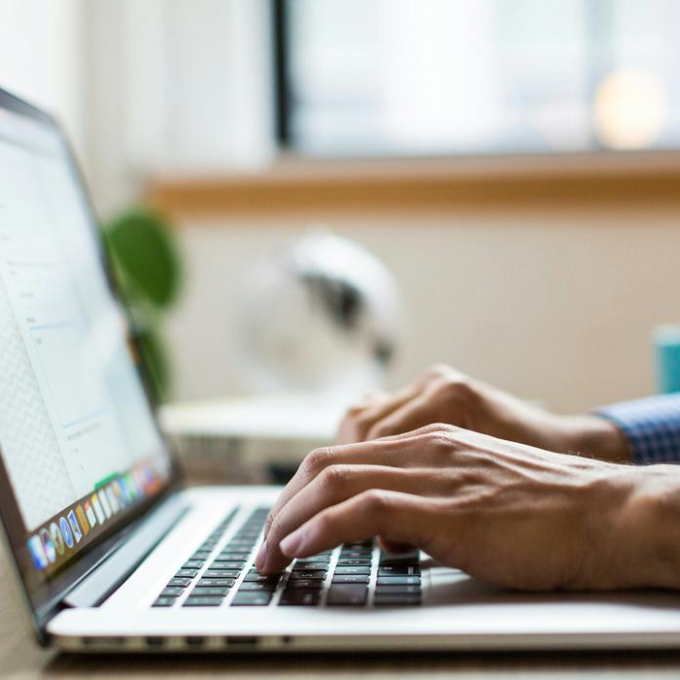How to manage cash flow