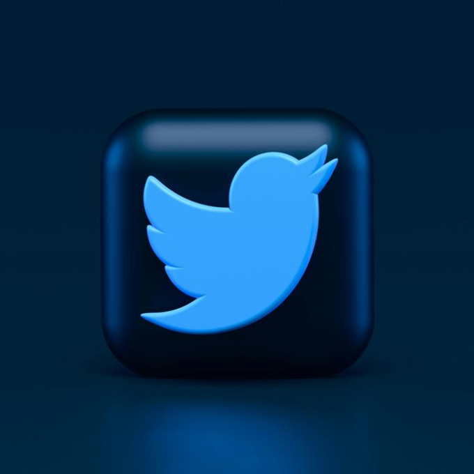 How to use social media as a trucker