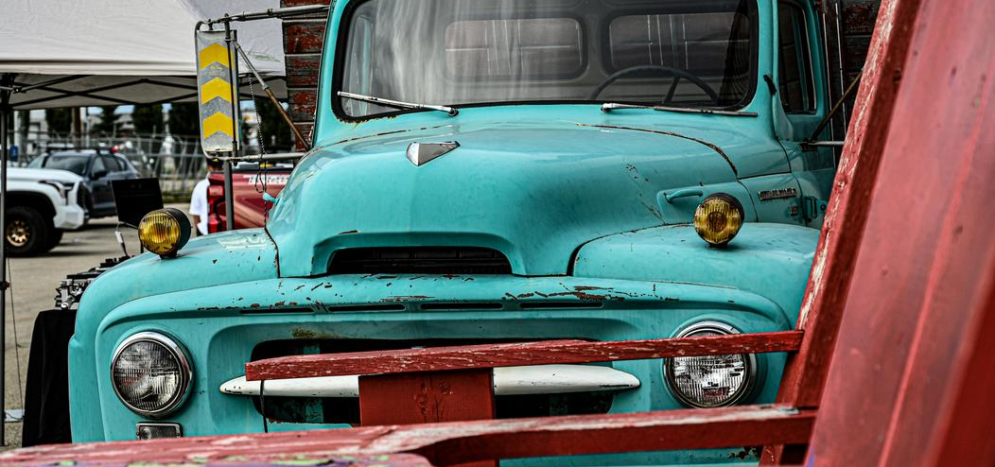 How to find safe parking
